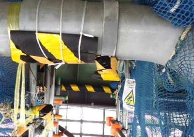 頭上の養生と注意喚起