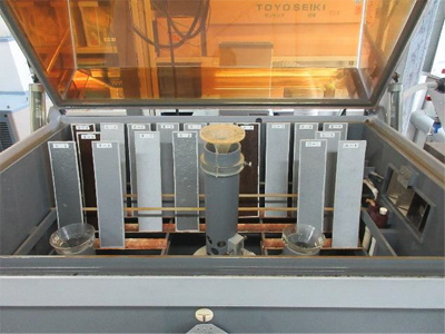 腐食促進試験（複合サイクル試験）