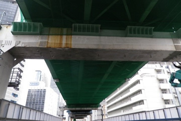 落下防止ネットの設置