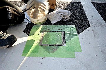 自発光式道路鋲の設置